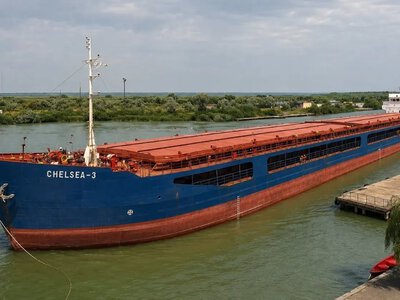 У Чорному морі біля Болгарії внаслідок удару дронів затонуло судно з моряками: прем’єр-міністр України звернувся до посла Росії