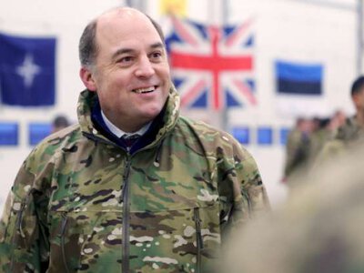Росія має відчувати реальні наслідки своєї політики, – Воллес
