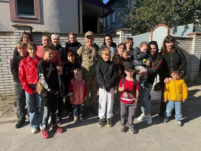 «Піхота ЮА» у Броварах: військові підтримали дітей у складних обставинах