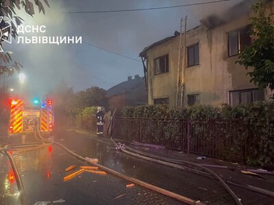 Пошкоджено 9 будинків, згоріли 3 автомобілі: оновлена інформація про атаку дронів на Львівщину