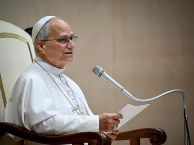 У Ватикані повідомили про стан Папи Лева XIV перед операцією на легені