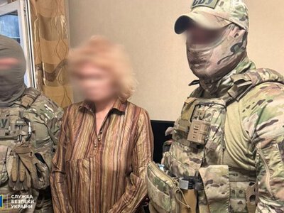 На Дніпропетровщині затримали підозрювану в коригуванні російських атак по оборонних підприємствах