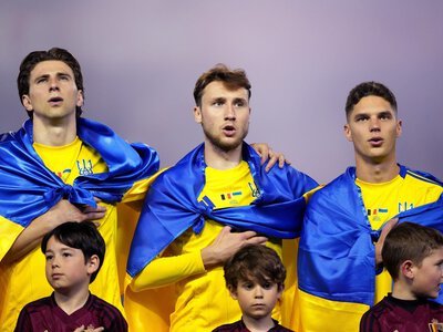 Забарний влаштував розбір польотів у роздягальні після поразки Угорщині – дісталося партнерам