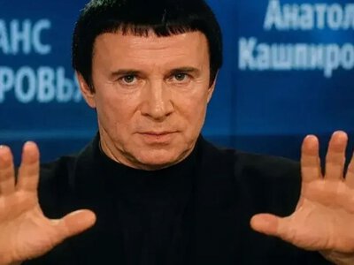 Цілителя Кашпіровського, який помер в Росії, поховали в Україні
