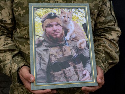 На Рівненщині провели в останню путь 22-річного воїна Івана Мазурка