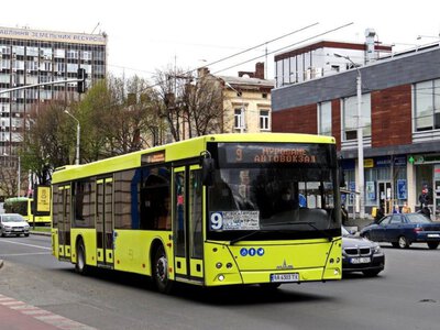 Через російську атаку автобус №9 у Львові тимчасово змінив маршрут