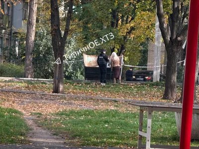 Тіло чоловіка знайшли у сміттєвому контейнері в Харкові – НПУ розбирається