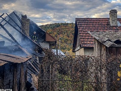 На Ужгородщині чоловік обпік обличчя, намагаючись самотужки загасити пожежу (ФОТО)