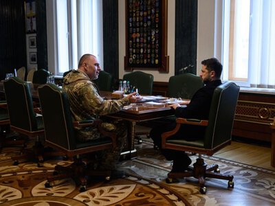 Прифронтові області підготовлені краще: Зеленський розкритикував план стійкості Києва