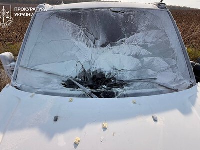 Російські FPV-дрони вдарили по автомобілях на Харківщині: є загиблий і постраждалі