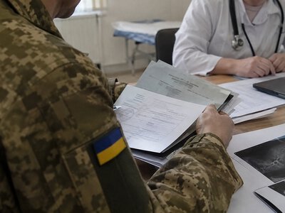 Дистанційна ВЛК для військових за кордоном: Міноборони запровадило нові правила