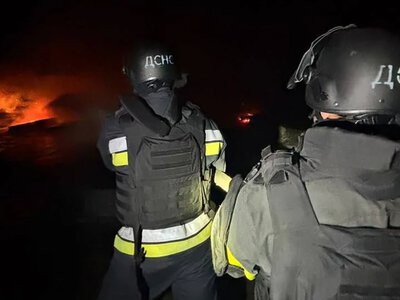 У Луцьку уламки Шахеда впали розважальний центр – загорівся дах
