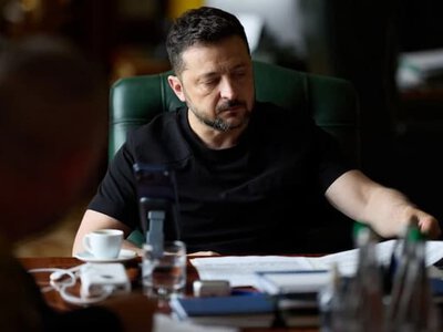 Зеленський ініціює діалог: Київ пропонує зустріч ключовим американським посередникам на тлі нових мирних ініціатив