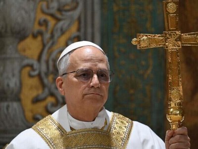 У Папи Римського діагностували рак легень, понтифіка прооперували