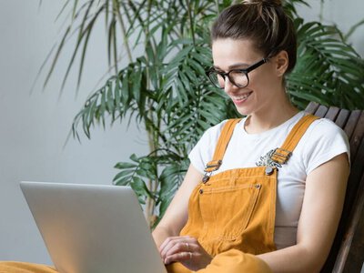 Жінкам відкривають шлях у цифрові професії: що пропонує Women in Tech 2026