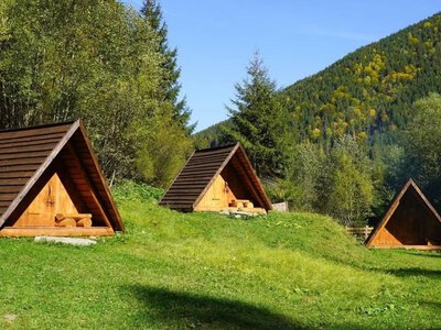 На маршруті до Петроса на Рахівщині облаштували сім місць для відпочинку (ФОТО)