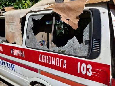  На Херсонщині російський дрон пошкодив гараж на території лікарні 