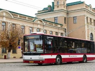 У Франківську шукають «нестандартні рішення», аби залучити жінок на роботу в комунальному транспорті