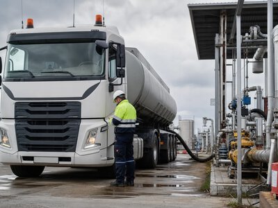 LNK Energies заявив про переобладнання вантажівок на водень на 13% дешевше за дизель