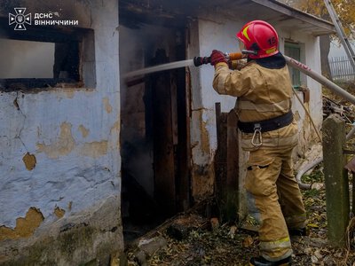 На Вінниччині за добу ліквідували шість пожеж: горіли будинки, господарські споруди та зерносушарка