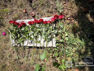 На Охтирщині жінка викрадала речі з могил загиблих захисників України