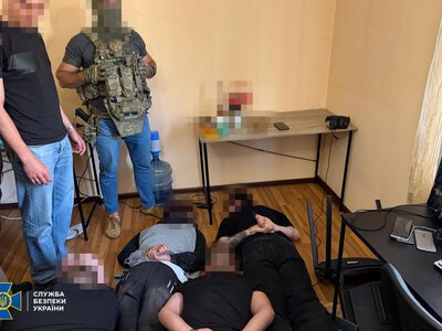 В Україні вперше оголосили підозру за новою статтею ККУ за створення шахрайського кол-центру