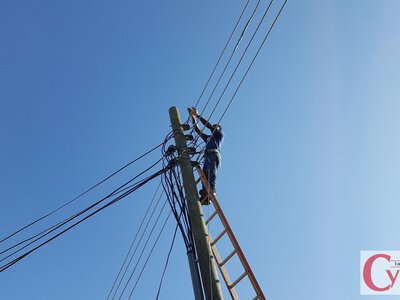 У Звягелі та Наталівці з 19 до 28 жовтня планують відключення світла: повний перелік адрес