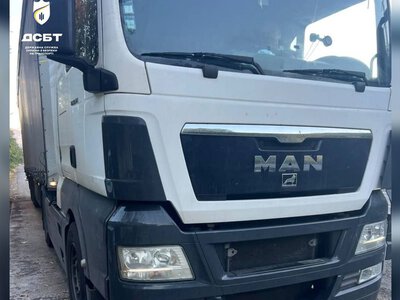 На трасі Київ–Чоп зупинили вантажівку з 36 порушеннями режиму праці водія