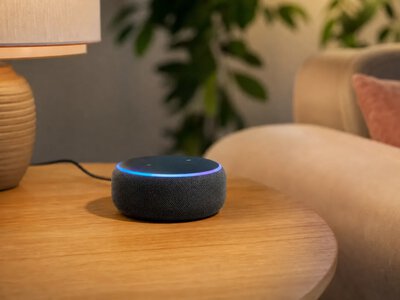 Apple представила HomePod mini 2 із підтримкою Siri AI та ціною 149 доларів