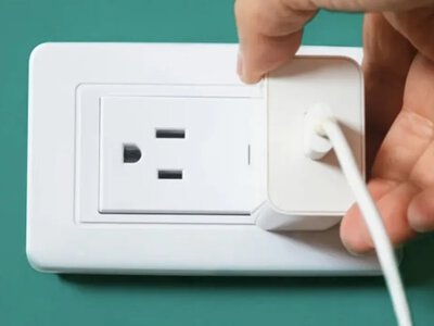 Зарядний пристрій стає гарячим: коли це безпечно, а коли потрібно негайно діяти