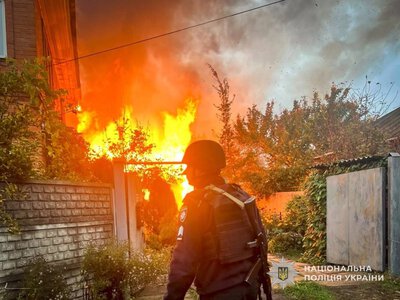 Двоє людей травмовано: поліція документує наслідки ворожих обстрілів Сумщини