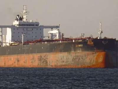 США розглядають можливість зняття санкцій з “тіньового флоту” Росії: потенційні наслідки для міжнародної політики