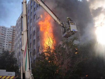 Нічна атака на Одещину: удар зачепив багатоповерхівки та промисловий об'єкт