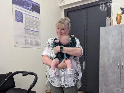 Батька вбив БпЛА, мати загинула у ДТП: хто тепер займається 7-місячною дитиною