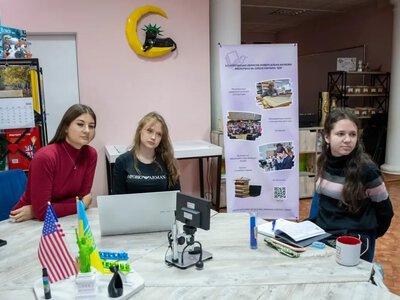 У херсонському «Maker Space» знайомилися з цифровим мікроскопом