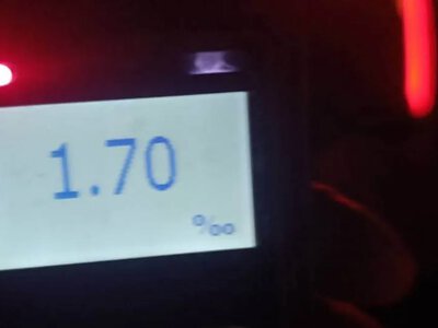 У Новому Мосирі п’яна водійка BMW їздила з підробленим посвідченням