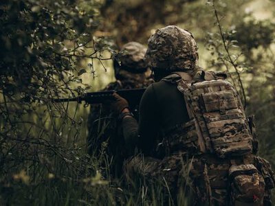 Росіяни використовують газопровід для переправи через Оскіл,— Дегтярьов