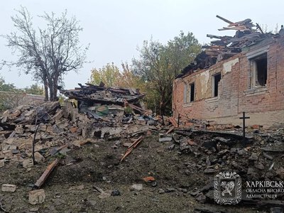 Росіяни скинули КАБ на Ізюм: є постраждалі, зруйноване житло