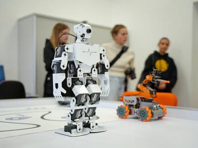 Навчальну лабораторію робототехніки відкрили у Львові