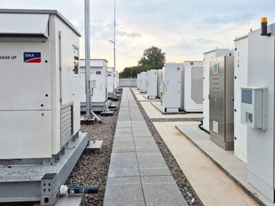  Українська ДТЕК продає інвестору Actis два проєкти акумуляторних сховищ у Польщ 