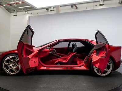 Легендарна італійська марка Alfa Romeo офіційно оголосила про повернення культової моделі Giulietta