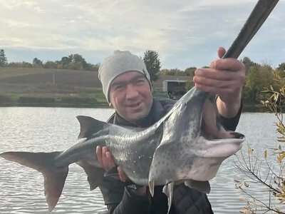 Квадроцикл для ветерана: на Рівненщині відбувся благодійний турнір із риболовлі
