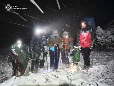 У Карпатах група туристів заблукала в складних погодних умовах