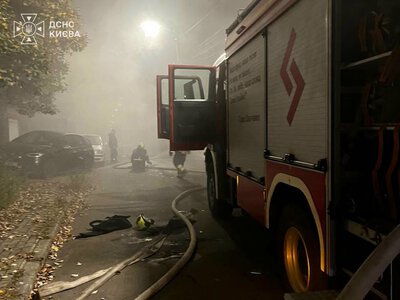 Після обстрілу Києва спалахнули пожежі у двох районах: фото