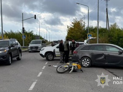 У Яворові п’яний водій збив іноземця на мотоциклі