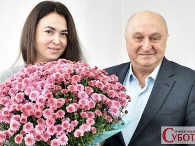 Виховує шістьох дітей і працювала медсестрою: історія коростенки Софії Стретович, яка отримала звання «Мати-героїня»