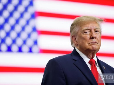 Трамп заявив, що більше не хоче вести переговори із Зеленським