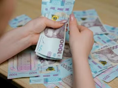 Управління освіти Костянтинівки та Іллінівки після втручання прокуратури виплатили дітям-сиротам майже 900 тисяч