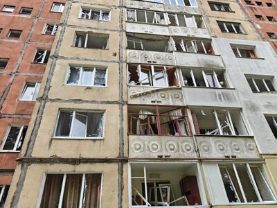 У Рівному обстежують помешкання у будинках, що постраждали від ранкової атаки
