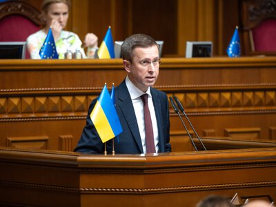 Ніяких радикальних змін не буде: прем’єр – про бронювання працівників критичних підприємств
